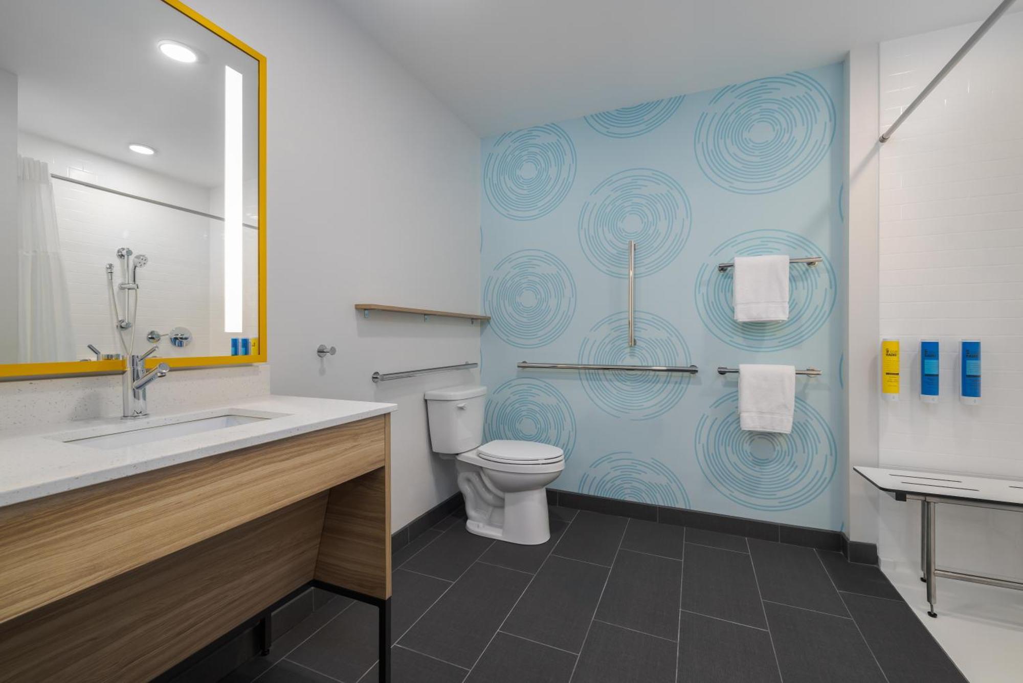 Hotel Tru By Hilton Oshkosh Zewnętrze zdjęcie